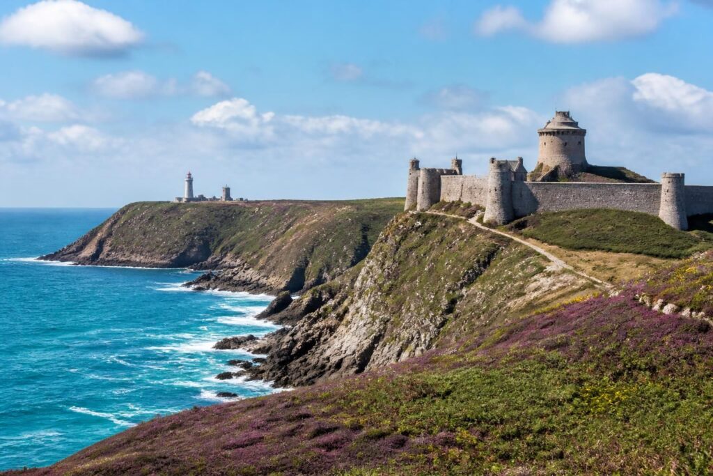 Cap Fréhel et Fort la Latte : l’excursion incontournable de la Côte d’Émeraude